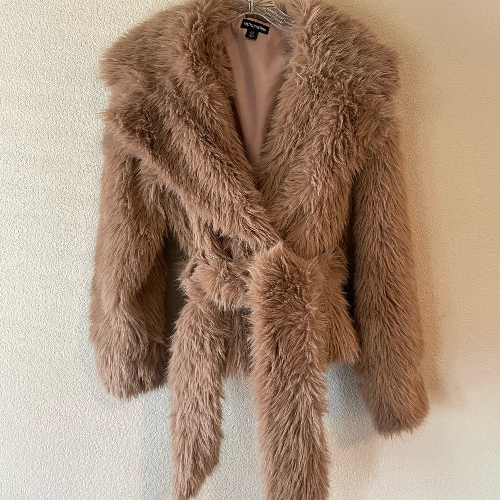 PrettyLittleThing Fur-Trimmed Bomber Jacket in Light Pink
